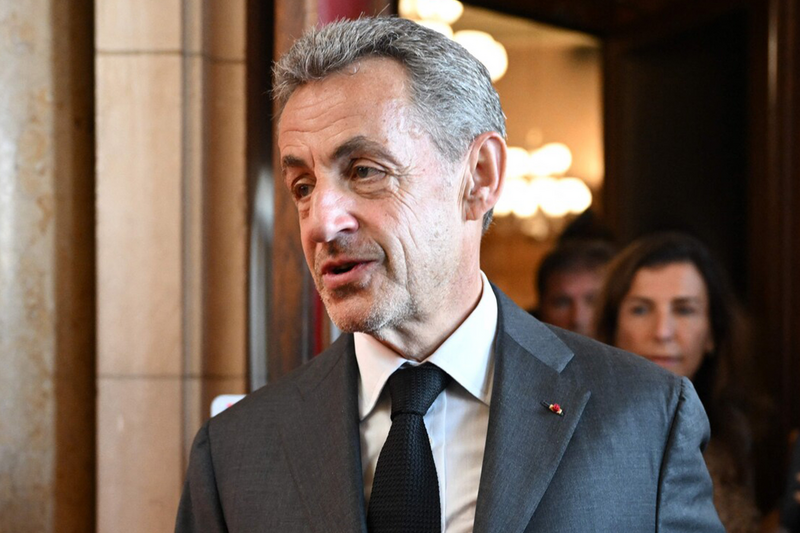 Sarkozy, actuellement en prison, est devenu grand-père