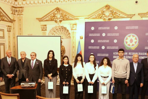 Une cérémonie dédiée à la Victoire de l’Azerbaïdjan a été organisée au Comité d’État pour les Affaires de la Diaspora – PHOTO