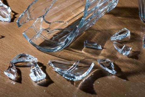 Un physicien français a découvert une loi universelle de la fragmentation des objets