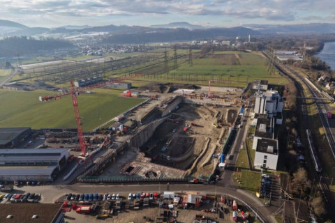 La Suisse construit la batterie à flux la plus puissante au monde pour le stockage d’énergie renouvelable