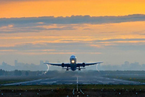 Plusieurs compagnies aériennes européennes annulent massivement des vols