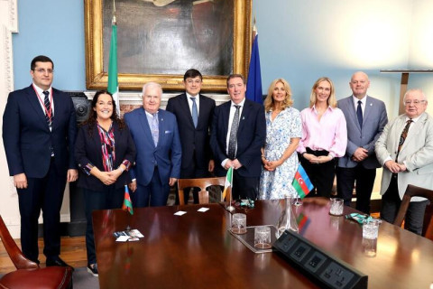Fuad Muradov a discuté en Irlande du renforcement des liens entre les diasporas - PHOTO