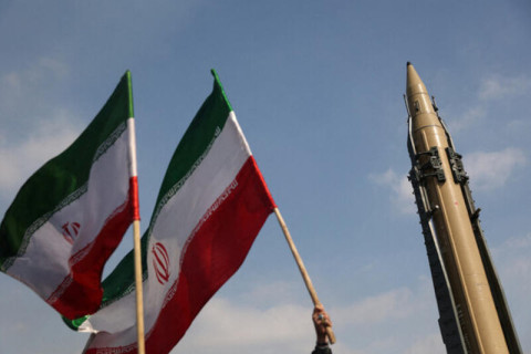 L’Iran a lancé un ultimatum sévère aux États-Unis et à Israël