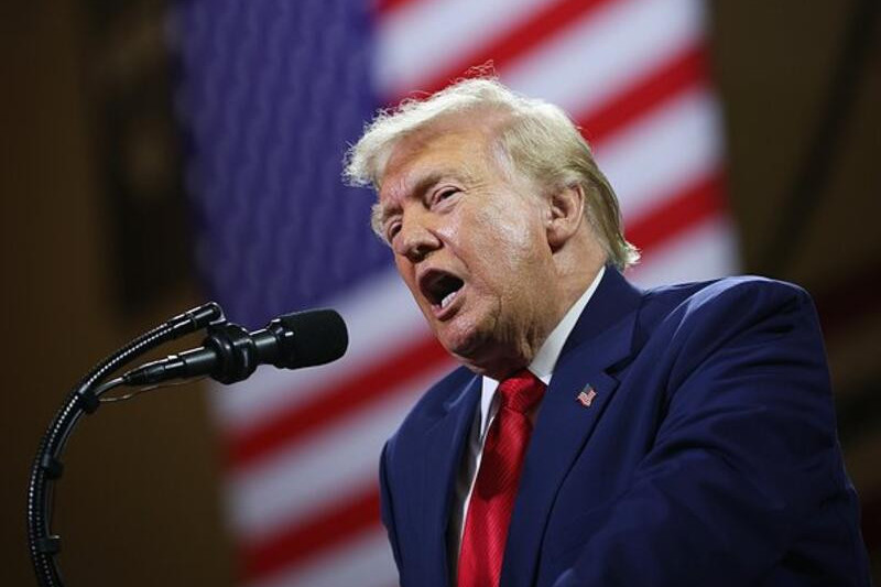 Trump menace l'Iran