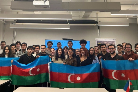 Les membres de la Fédération de la jeunesse azerbaïdjano-américaine se réunissent à New York
